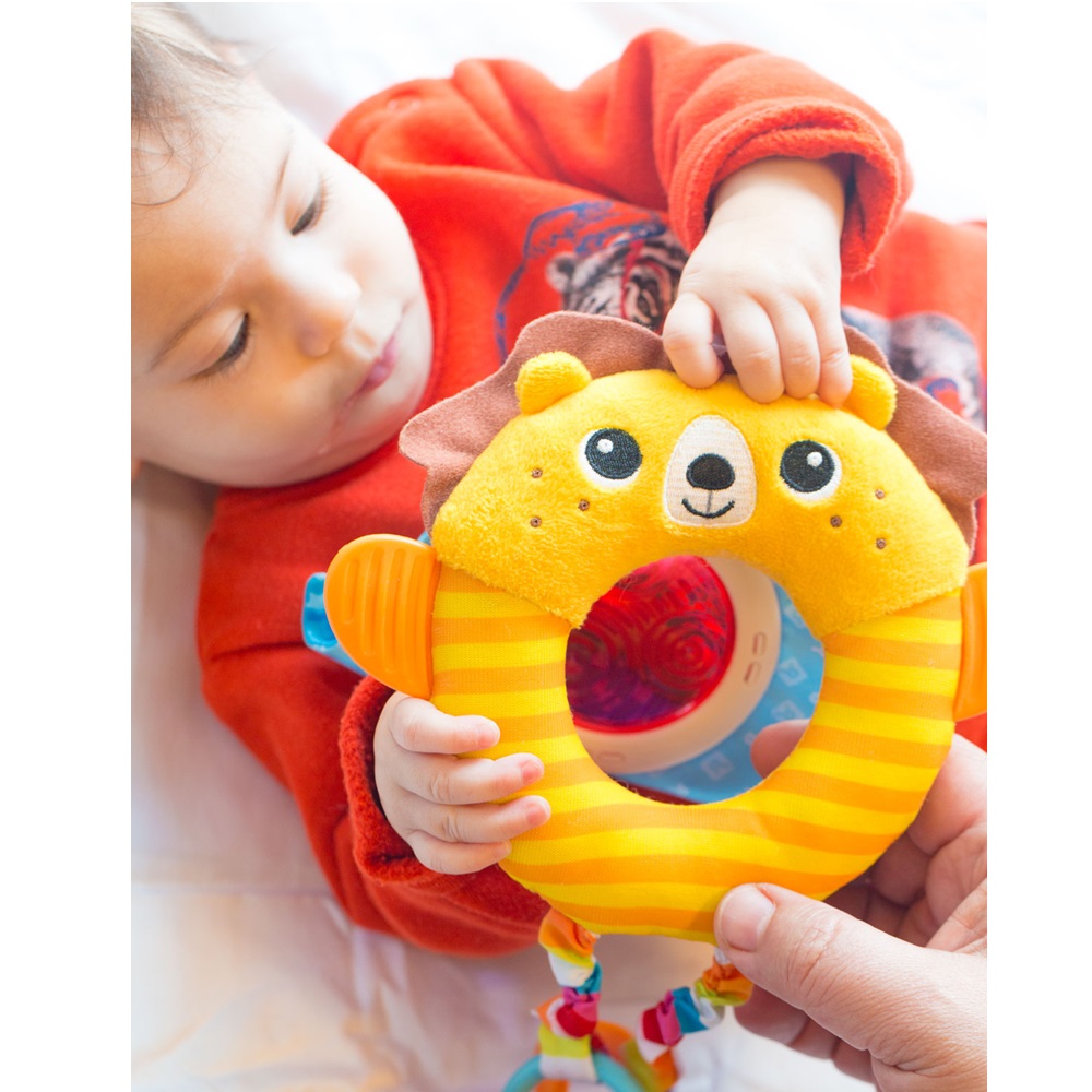 Rotaļlieta ratiņiem Benbat Multi Skills Travel Toy Lion